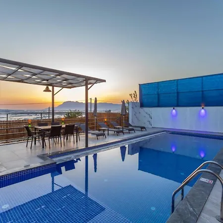Levent 4*